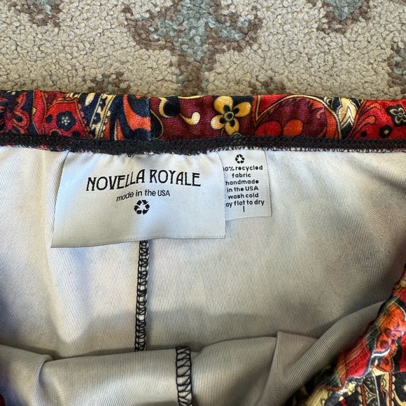 Novella Royale Paisley Velvet Janis Pants L Red Brown Mid Rise Bell Wide Leg - Picture 5 of 8